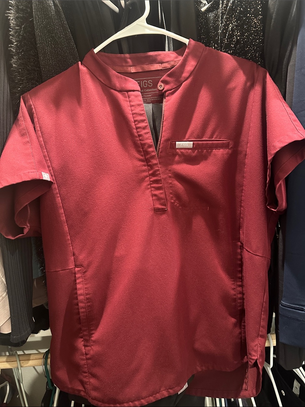Women’s figs Burgundy Short-Sleeve Medical Scrub Top